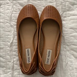 Steve Madden Brown Flats Size 6.5